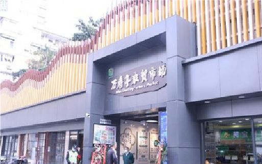 大方装招牌时，需要注意什么？