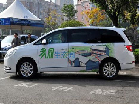 大方户外车贴喷绘如何保持效果?